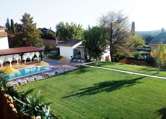 IMG_20180924_183240-1-scaled-700x500